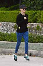 REESE WITHERSPOON Out Jogging in Los Angeles 03/20/2017