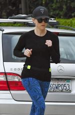 REESE WITHERSPOON Out Jogging in Los Angeles 03/20/2017