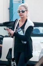 SARAH MICHELLE GELLAR Heading to Pilates Class in Santa Monica 03/05/2017