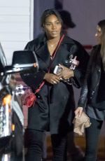 SERENA WILLIAMS on set of Ocean