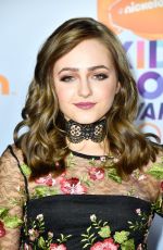 SOPHIE REYNOLDS at Nickelodeon 2017 Kids’ Choice Awards in Los Angeles 03/11/2017