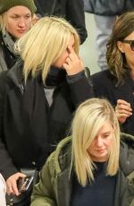 VICTOIRA BECKHAM Shopping at Whole Foods 03/13/2017