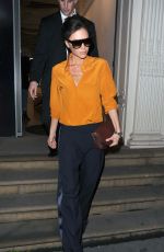 VICTORIA BECKHAM Leaves Her Store in London 03/08/2017