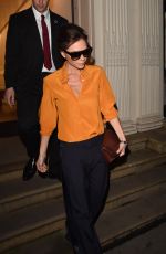 VICTORIA BECKHAM Leaves Her Store in London 03/08/2017