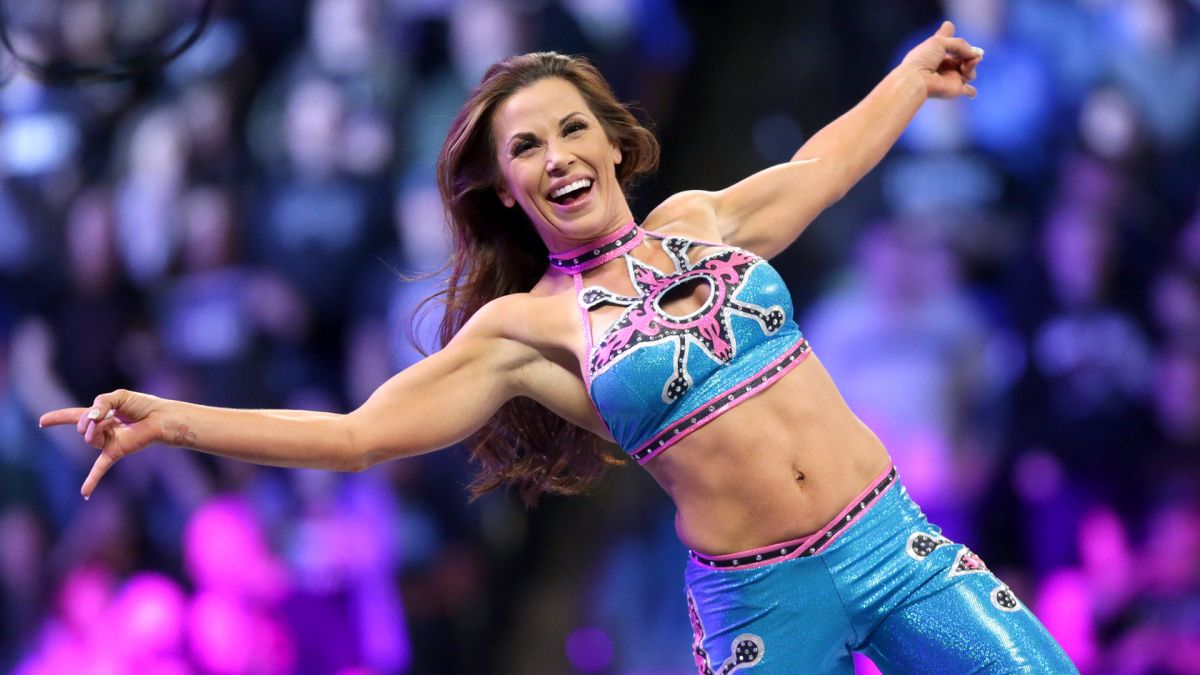 WWE – Smackdown Live 02/28/2017 – HawtCelebs