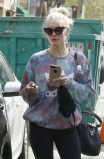 ASHLEE SIMPSON Leaves a Gym in Studio City 04/07/2017