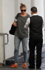 CAMERON DIAZ Arrives at a Medical Building in Beverly Hills 04/25/2017