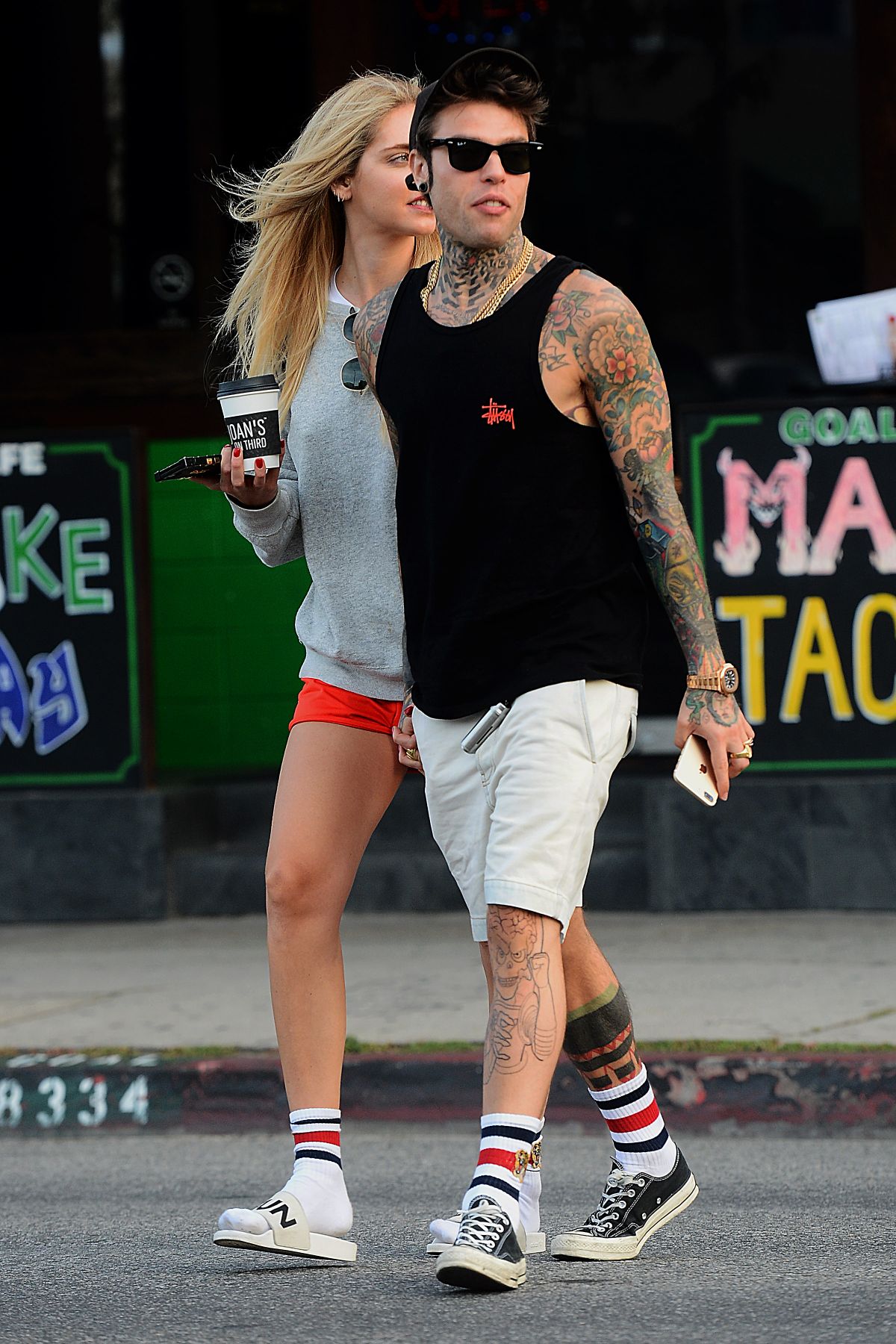 CHIARA FERRAGNI and Fedez Out for Lunch at Joans on Third in Los ...
