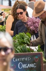 COURTENEY COX Shopping at Los Angeles Farmers Market 04/08/2017