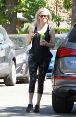 ELIZABETH BANKS Out Hikinig in Los Angeles 04/29/2017