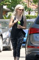 ELIZABETH BANKS Out Hikinig in Los Angeles 04/29/2017