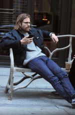 ELSA HOSK and Tom Daly on a bench in New York 04/09/2017