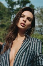 EMILY RATAJKOWSKI in L