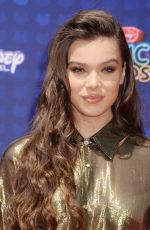 HAILEE STEINFELD at 2017 Radio Disney Music Awards in Los Angeles 04/29/2017