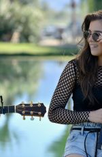 HAILEE STEINFELD Performs at Hyde Away in Thermal 04/14/2017