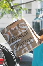 HALLE BERRY Shopping at Bristol Farms in West Hollywood 04/14/2017