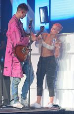 HALSEY Rehearsing Before His Performance at Seminole Casino Coconut Creek 04/22/2017