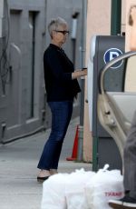 JAMIE LEE CURTIS Out and About in Beverly Hills 04/10/2017