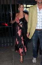 JENNIFER ANISTON at Verjus Restaurant in Paris 04/12/2017