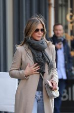 JENNIFER ANISTON Leaves Dries Van Noten