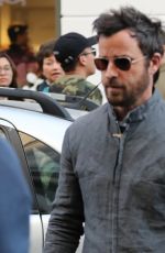 JENNIFER ANISTON Leaves Dries Van Noten
