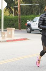 JENNIFER GARNER in Leggings Out in Los Angeles 04/07/2017
