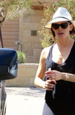 JENNIFER GARNER Out and About in Malibu 04/23/2017