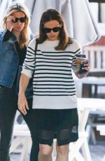JENNIFER GARNER Out in Los Angeles 04/28/2017