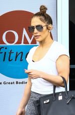 JENNIFER LOPEZ and Alex Rodriguez Leaves a Gym in Miami 04/20/2017