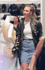 KARLIE KLOSS Out Shopping in New York 04/10/2017