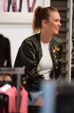KARLIE KLOSS Out Shopping in New York 04/10/2017