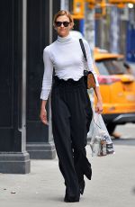 KARLIE KLOSS Out Shopping in New York 04/23/2017