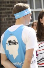 KATE MIDDLETON Decorates Kensington Palace Mailbox in London 04/19/2017