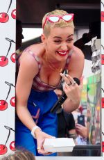 KATY PERRY Promotes Her New Song 
