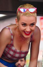 KATY PERRY Promotes Her New Song 