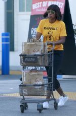 KELLY ROWLAND Out Shoppin at Bristol Farms in Los Angeles 04/20/2017