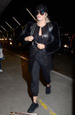 KHLOE KARDASHIAN at Los Angeles International Airport 03/31/2017