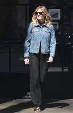 KIRSTEN DUNST Shows Off Her Diamond Engagement Ring at Family Brunch in Studio City 04/14/2017