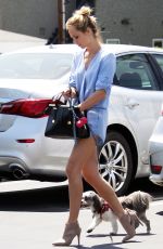 LAURA VANDERVOORT Walks Her Dog Out in West Hollywood 04/21/2017