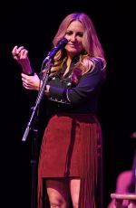 LEE ANN WOMACK Performs at Broward Center in Fort Lauderdale 04/09/2017