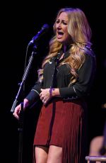 LEE ANN WOMACK Performs at Broward Center in Fort Lauderdale 04/09/2017
