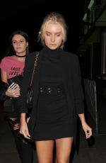LOTTIE MOSS Leaves Ours Restaurant in Kensington 04/12/2017