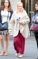 MAMA JUNE at a New York City Post Office 04/10/2017