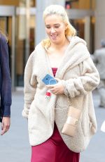 MAMA JUNE at a New York City Post Office 04/10/2017