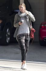 MARIA SHARAPOVA Out for Lunch in Los Angeles 04/11/2017