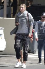 MARIA SHARAPOVA Out for Lunch in Los Angeles 04/11/2017