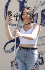 NOAH CYRUS Performs at Lucky Lounge Desert Jam in Palm Springs 04/15/2017