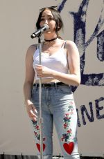 NOAH CYRUS Performs at Lucky Lounge Desert Jam in Palm Springs 04/15/2017