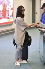 OLIVIA MUNN at Vancouver International Airport 04/17/2017