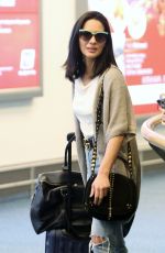 OLIVIA MUNN at Vancouver International Airport 04/17/2017